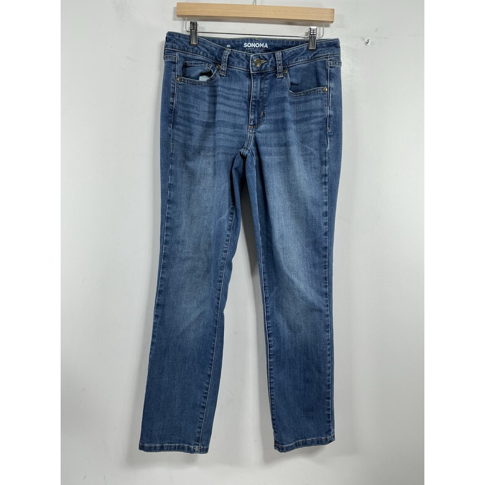 Woman’s Excellent Condition Sonoma Straight Blue Jeans Size 8 R